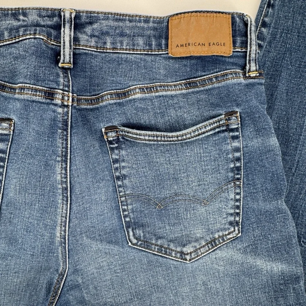 American Eagle AirFlex+ Athletic Straight Jeans Men's 32x33 Blue Denim PNW Style
